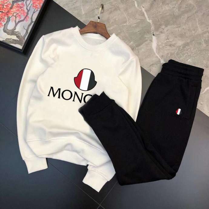 Picture of Moncler SweatSuits _SKUMonclerM-3XLkdtn3029588